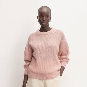 Everlane Cocoon Crew Alpaca sweater, Cafe Creme (pink)
